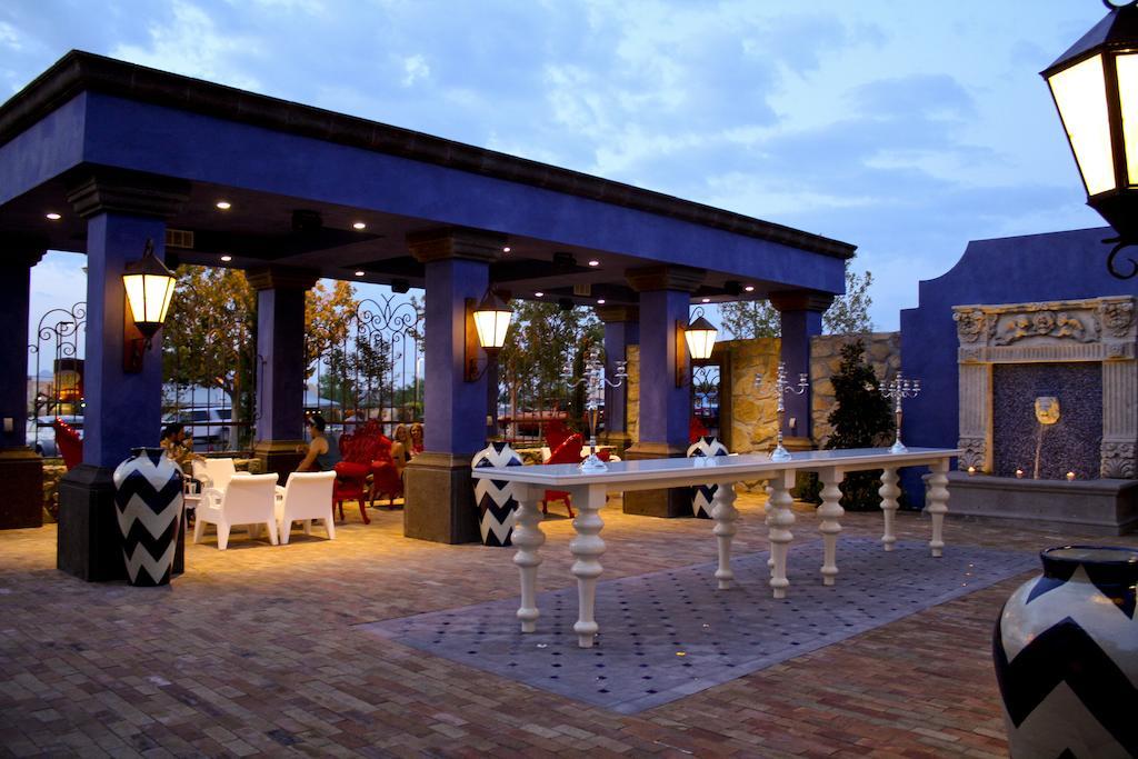 Hotel Encanto De Las Cruces Bagian luar foto